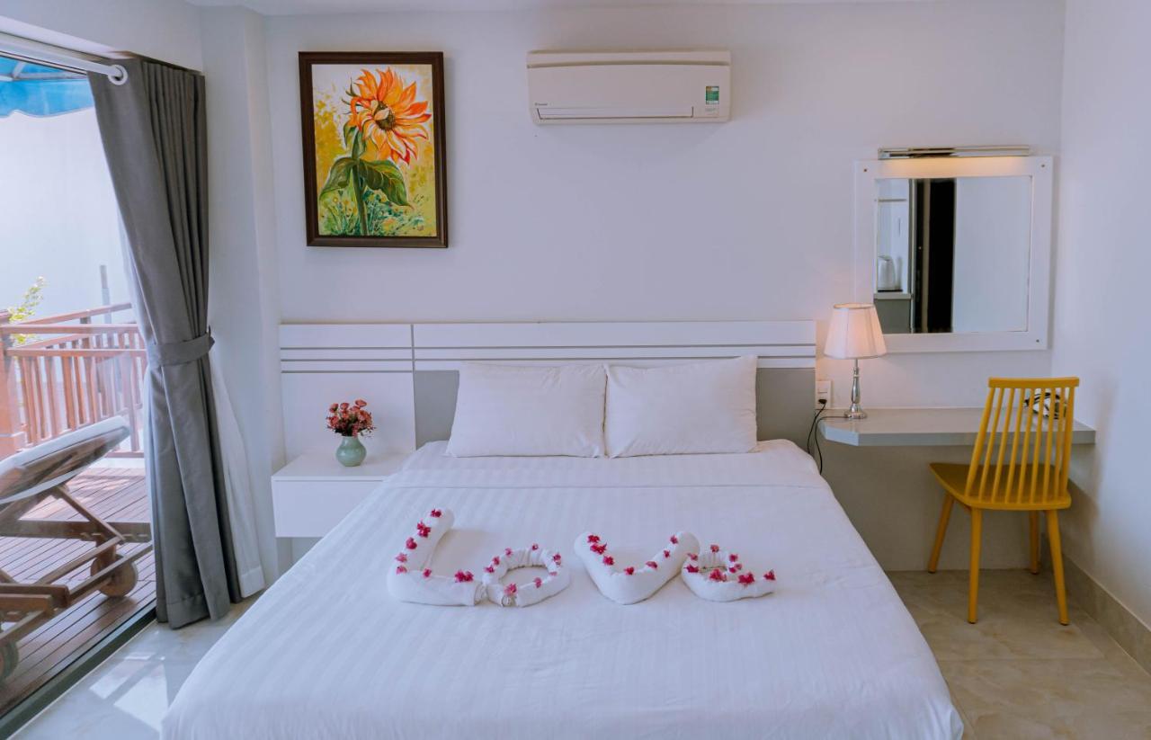 Vivian Hotel Mui Ne Exterior photo